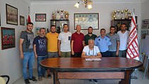 Ayvalıkgücü Belediyespor’un teknik patronu Mutlu Karakaş oldu