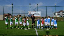 Mahalle Ligi Futbol turnuvasında Gömeç Yıldız ve Genç takımları çeyrek finale yükseldi  - haberi