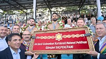 Kurtdereli Güreşleri’nde Altın Kemer’in sahibi Enes Doğan oldu