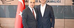 AKIN, ‘CHP BALIKESİR İL BAŞKANI FİKRET ŞAHİN VE İL YÖNETİM KURULUMUZA HAYIRLI OLSUN DİLEKLERİMİ İLETİYOR, YÜREKTEN BAŞARILAR DİLİYORUM’