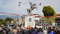 ATATÜRK’ÜN EDREMİT’E GELİŞİNİN 92. YILI TÖRENLERLE KUTLANDI