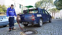 AYVALIK BELEDİYESİ SİVRİSİNEKLE MÜCADELEYE ARA VERMEDEN DEVAM EDİYOR