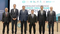 MESLEKİ EĞİTİMDE ÜNİVERSİTE SANAYİ İŞ BİRLİĞİ BALIKESİR ÜNİVERSİTESİ’NDE MASAYA YATIRILDI