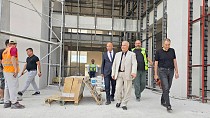 AYVALIK’TA EĞİTİME VE SPOR ALTYAPISINA YAKIN TAKİP