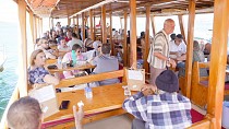 AYVALIK’TA ÖZEL ÇOCUKLARDAN BABALAR GÜNÜ’NE ANLAMLI SÜRPRİZ