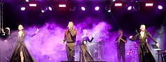 AYVALIK’TA YAZ KONSERLERİ KAPSAMINDA MOD10 VE AYHAN ERDEN RÜZGARI ESTİ