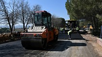 Yıllardır yapılmayan yolu Başkan Akın yaptı