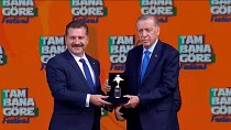 Balıkesir Büyükşehir Belediye Başkanı Yücel Yılmaz’a Cumhurbaşkanı Erdoğan’dan bir ödül daha - haberi