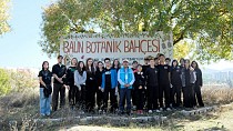 BALIKESİR ÜNİVERSİTESİ BİLİM KAFE’DE HERBERYUM’DAN BOTANİK BAHÇESİNE BİLİM YOLCULUĞU