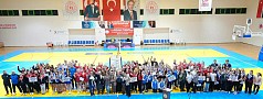 BURHANİYE BELEDİYESİ 4. GELENEKSEL YILDIZ KIZLAR VOLEYBOL TURNUVASI SONA ERDİ
