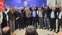 DURSUNBEY’DE FARKLI PARTİLERDEN AK PARTİ’YE KATILIM