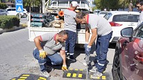 BURHANİYE’DE YOL, ALTYAPI VE AYDINLATMA ÇALIŞMALARI SÜRÜYOR