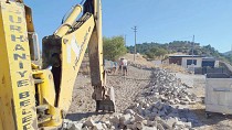 BURHANİYE’NİN KIRSAL MAHALLELERİNDE ÇALIŞMALAR SÜRÜYOR
