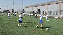 BÜYÜKŞEHİR YAZ SPOR OKULLARI SAĞLIKLI NESİLLER YETİŞTİRİYOR