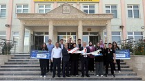 CANBEY’DEN EDREMİT ANADOLU LİSELİ GENÇLERE TEBRİK ZİYARETİ