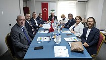 ÇEVRECİ BELEDİYELER BİRLİĞİ EYLÜL AYI ENCÜMEN TOPLANTISI BURHANİYE’DE GERÇEKLEŞTİRİLDİ