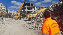 Edremit Belediyesi ekipleri deprem bölgesine ulaştı - haberi