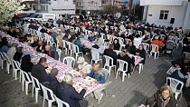 EDREMİT BELEDİYESİ İFTAR SOFRALARI ALTINOLUK’TA KURULDU