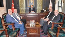 EDREMİT TARIMA DAYALI İHTİSAS ORGANİZE SANAYİ BÖLGESİ YÖNETİM KURULU TOPLANTISI, KAYMAKAM ZAFER ENGİN BAŞKANLIĞINDA GERÇEKLEŞTİRİLDİ
