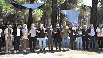 EDREMİT’TE BİNLERCE YÜREK TEK HALAYDA BULUŞTU!