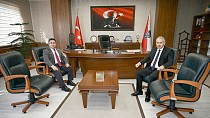 REKTÖR OĞURLU’DAN İL EMNİYET MÜDÜRÜ KARAMAN’A ZİYARET