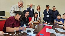 KIRSALDA BİLİM VE TEKNOLOJİ HAMLESİ, ‘GELECEĞİN MUCİTLERİ KAVACIK'TA YETİŞİYOR’ - haberi