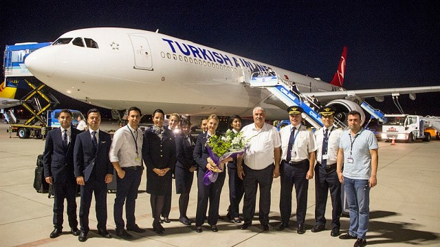 Koca Seyit Havalimani En Buyuk Misafirini Agirladi Airbus A330 Su Koprusu Ile Karsilandi Korfez Star Korfezin Gundemi