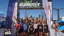 EDREMİT YARI MARATONU BÜYÜK COŞKUYLA GERÇEKLEŞTİRİLDİ