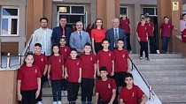 MÜDÜR DEMİR, YENİ EĞİTİM YILINDA OKUL ZİYARETLERİNİ SÜRDÜRÜYOR - haberi