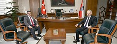 REKTÖR OĞURLU’DAN İL EMNİYET MÜDÜRÜ KARAMAN’A ZİYARET