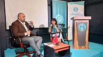 ŞAMPİYON MİLLİ BOKSÖR DEMİREZEN, ALTINOLUK MYO ÖĞRENCİLERİYLE BULUŞTU - haberi