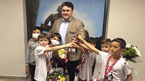 Türkiye Şampiyonları kupalarıyla Başkan Ersoy’u ziyaret etti - haberi