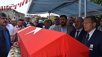 AK Parti'li Uğur, son yolculuğuna uğurlandı  - haberi