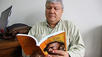 Çanakkale kahramanı Seyit Onbaşı’nın romanını yazdı  - haberi