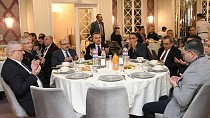 EDREMİT İBRAHİMCE MAHALLESİNDE YAPIMI DEVAM EDEN ‘CAMİ VE KÜLLİYESİ’ DÜZENLENEN İFTAR PROGRAMI İLE TANITILDI - haberi
