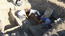 Kazılarda bin 200 yıllık kilise bulundu - haberi