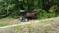 Traktörün altında kalan çift hayatını kaybetti  - haberi
